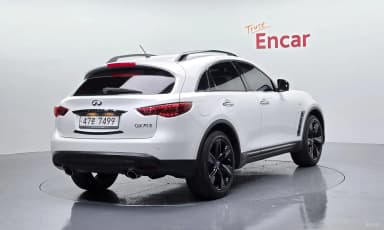 QX70