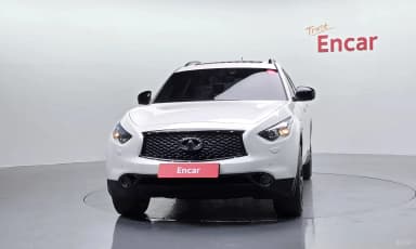 QX70