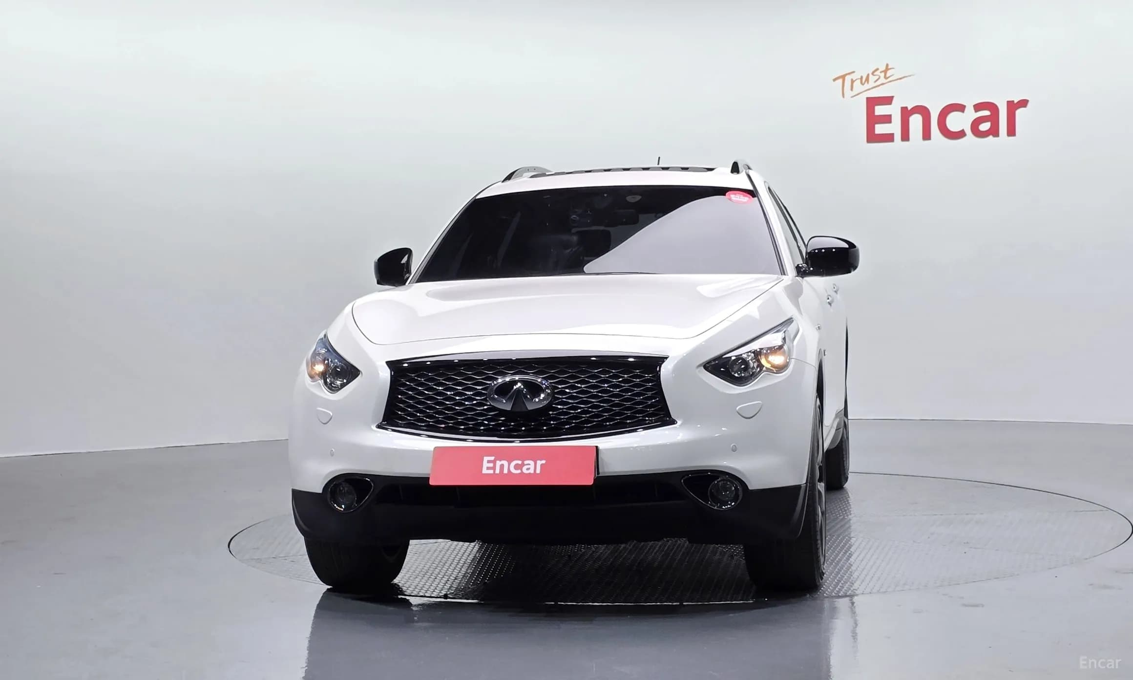 QX70