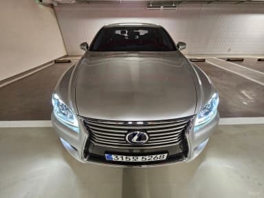 LS600hL