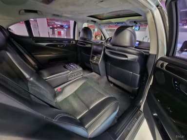LS600hL