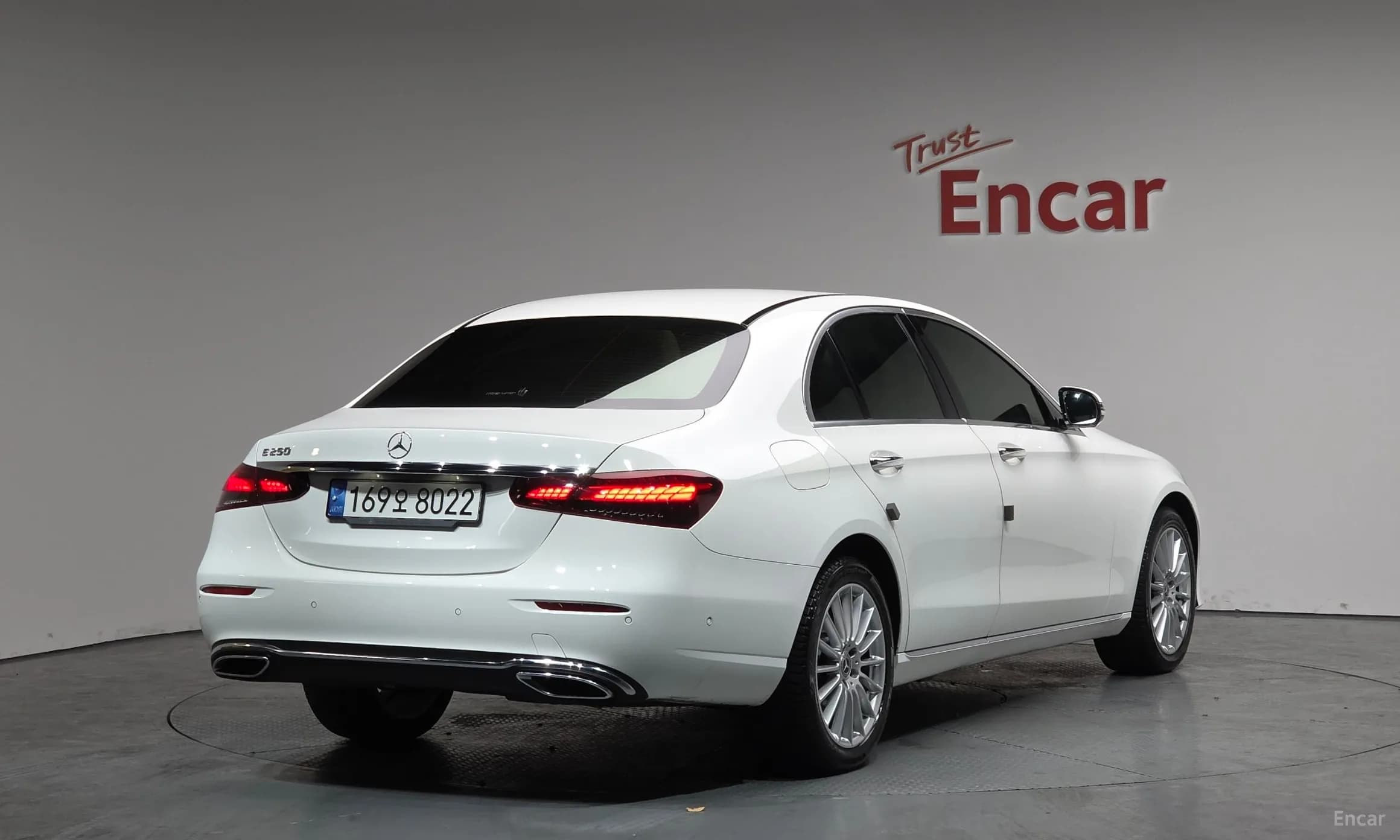 E-Class W213