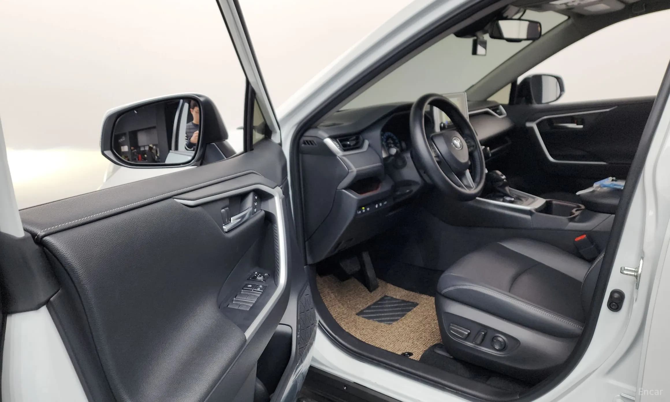 RAV4 5th Generation