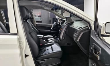 Korando Sports