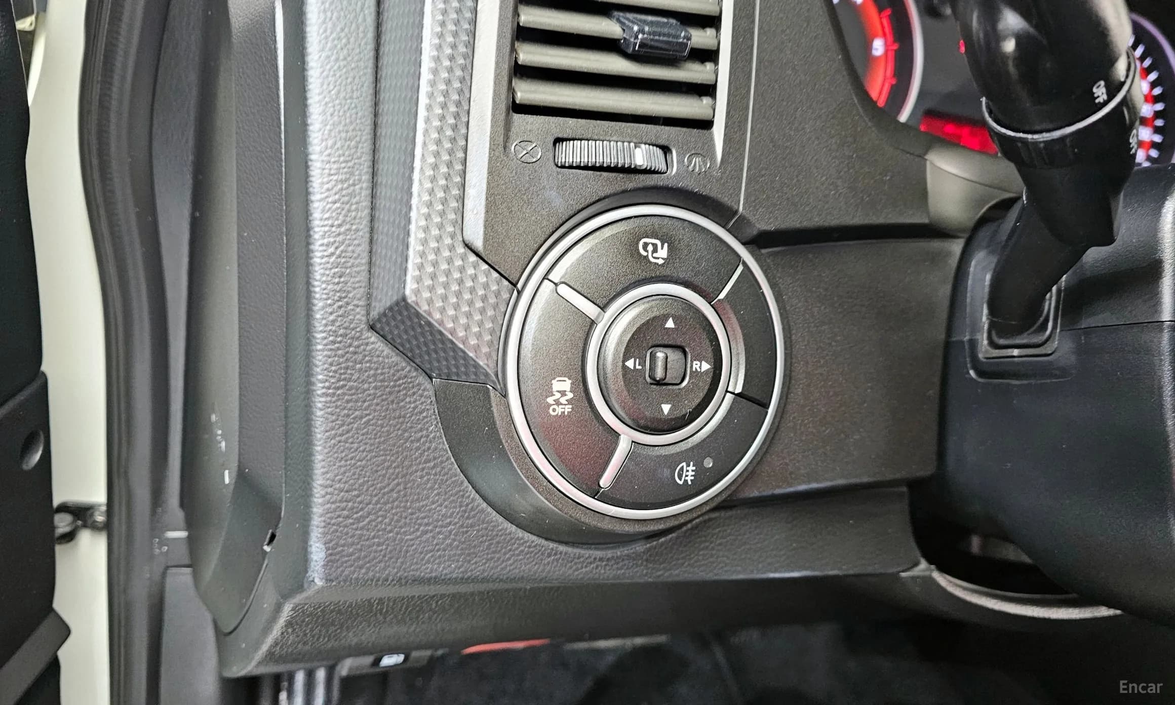 Korando Sports