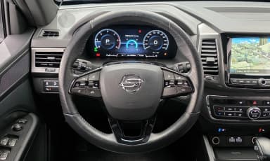 Rexton Sports Khan
