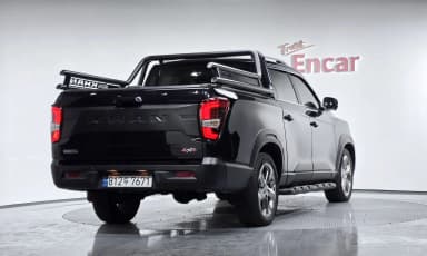 Rexton Sports Khan