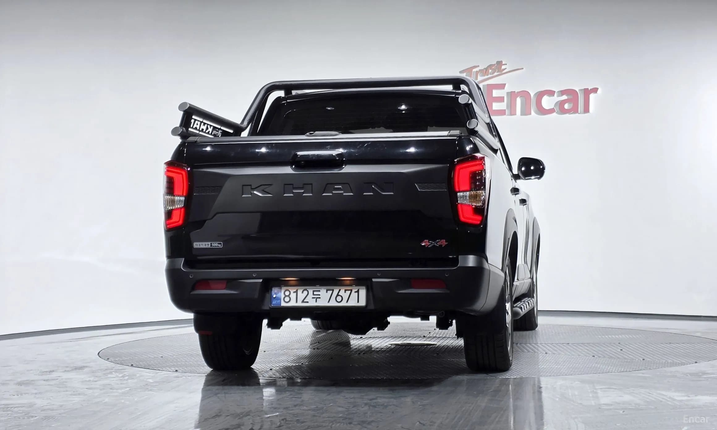 Rexton Sports Khan