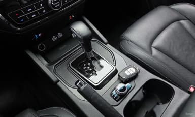 Rexton Sports Khan