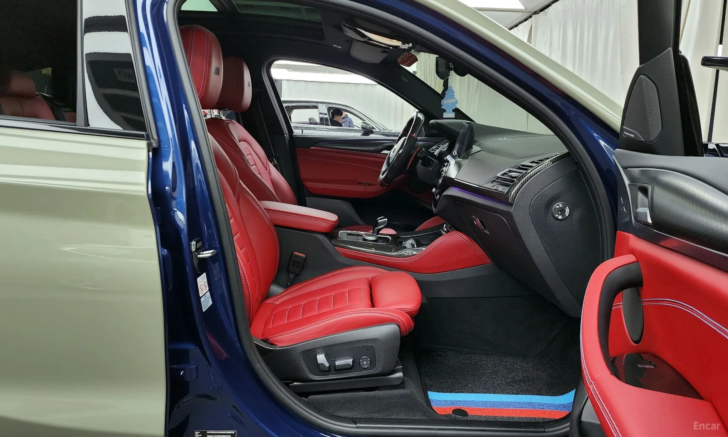 X4 (G02)