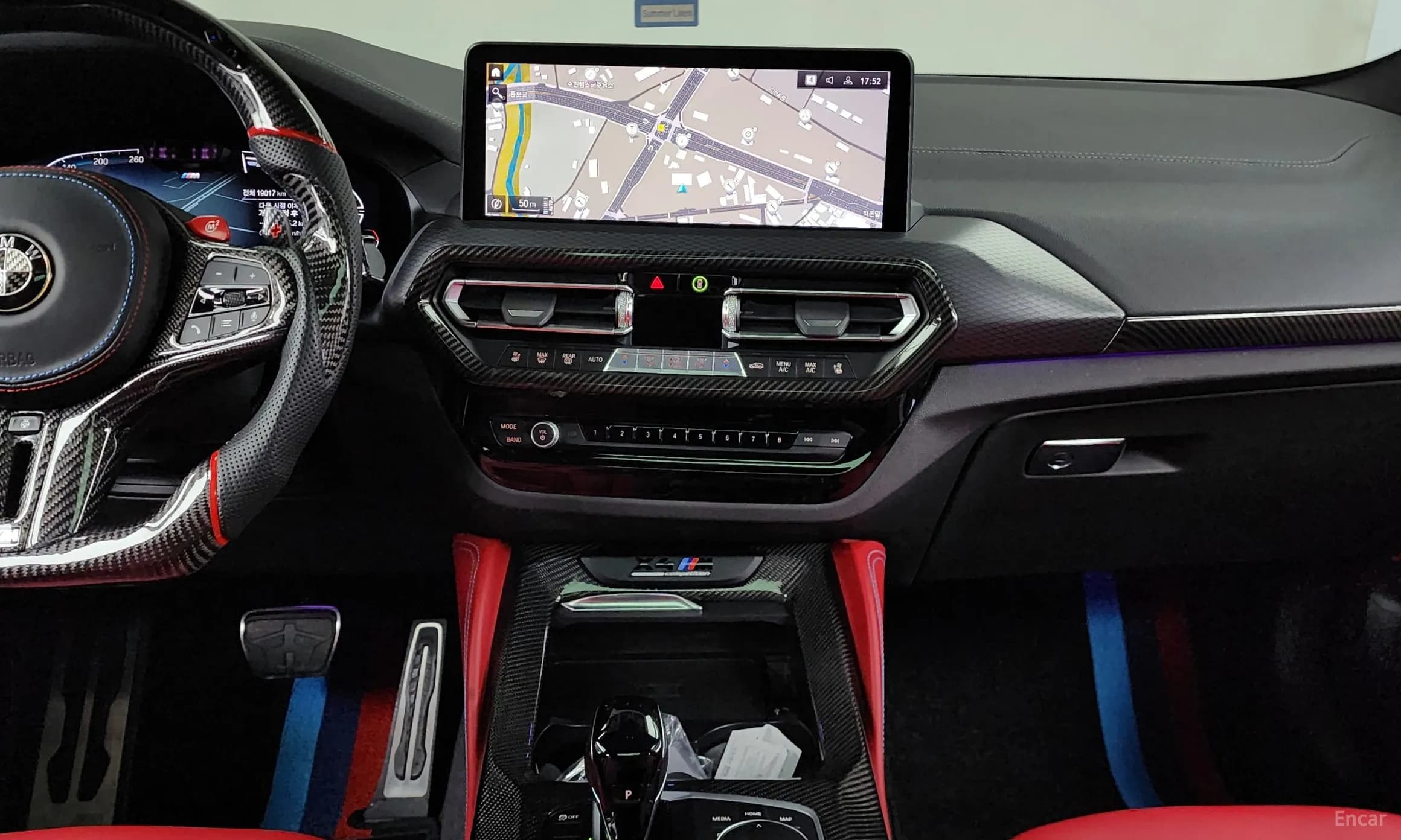 X4 (G02)