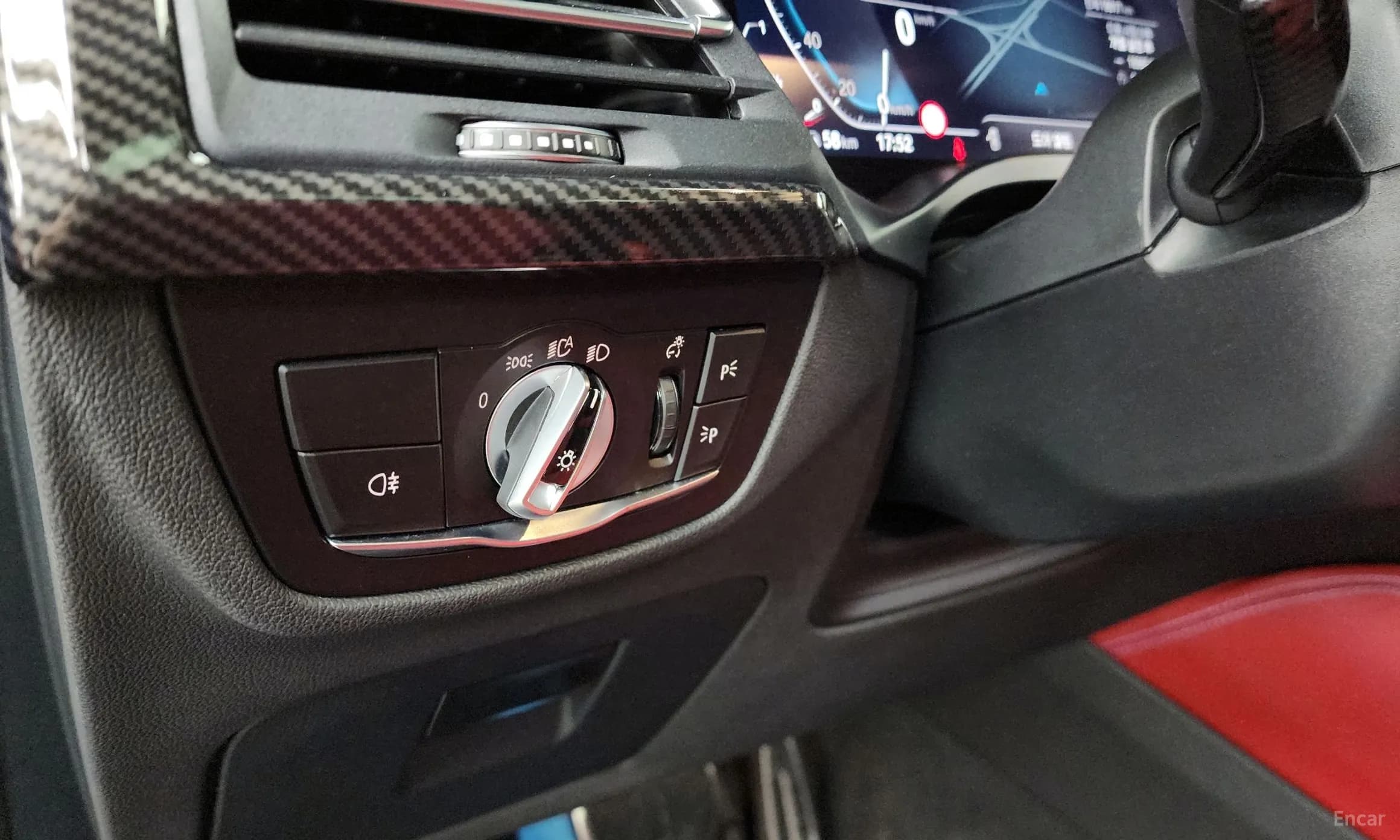 X4 (G02)