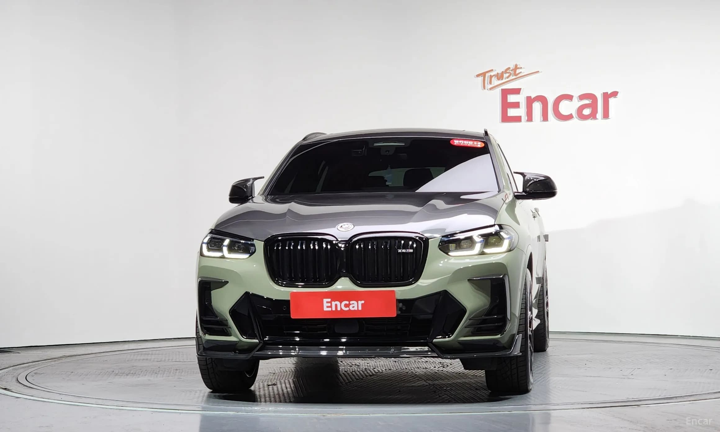 X4 (G02)