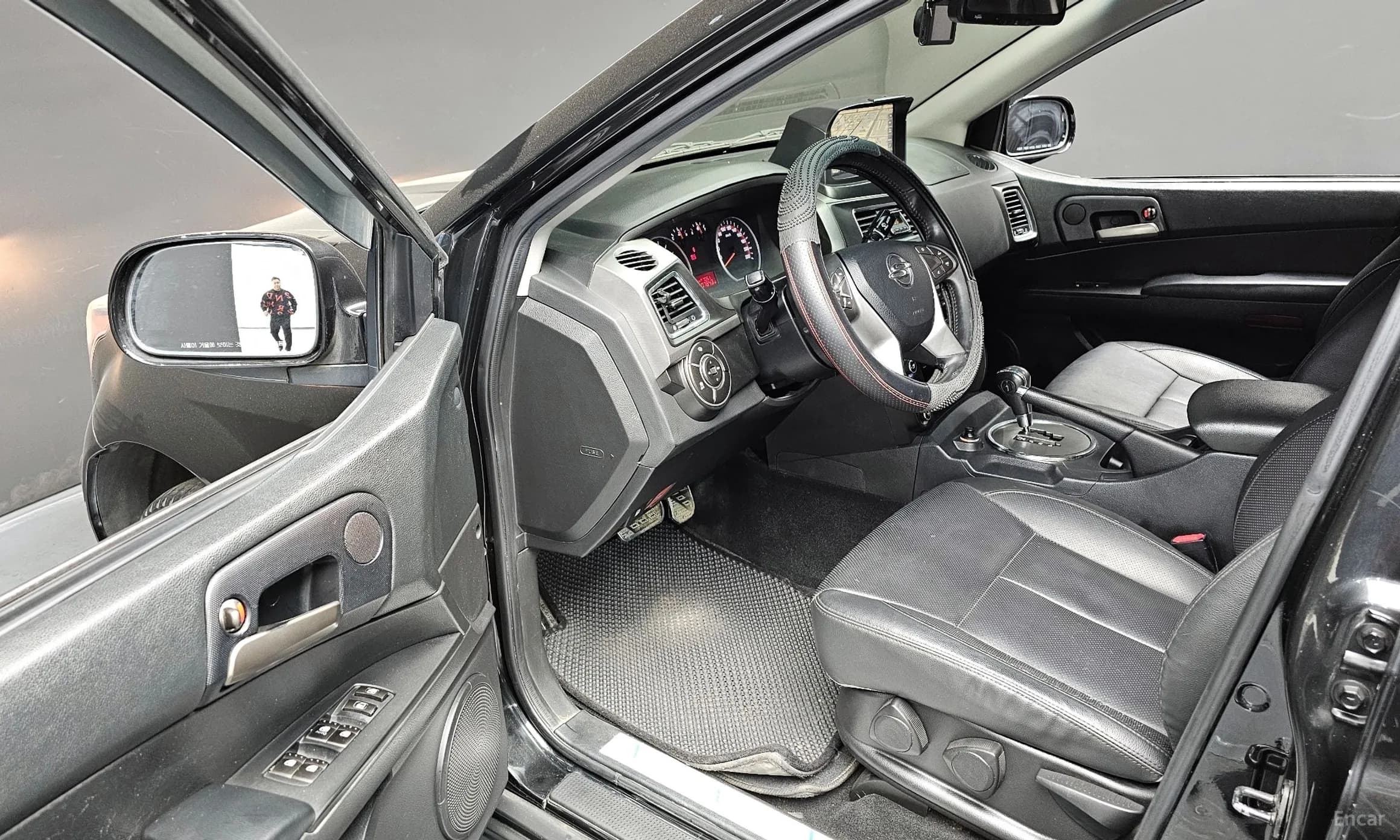 Korando Sports