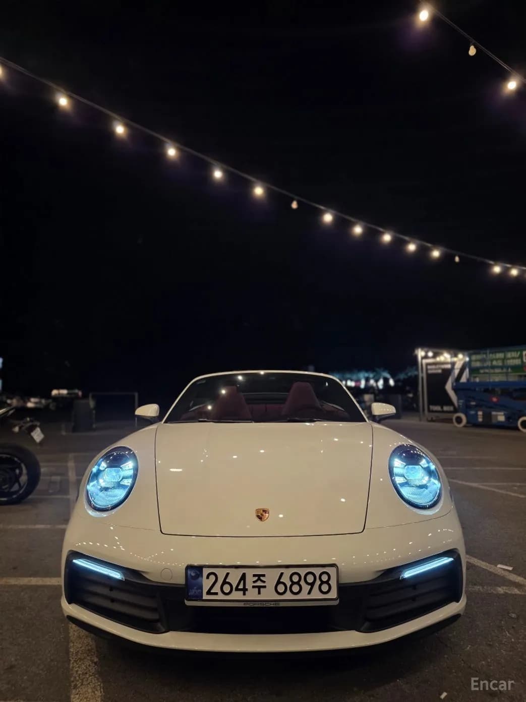 911 (992)