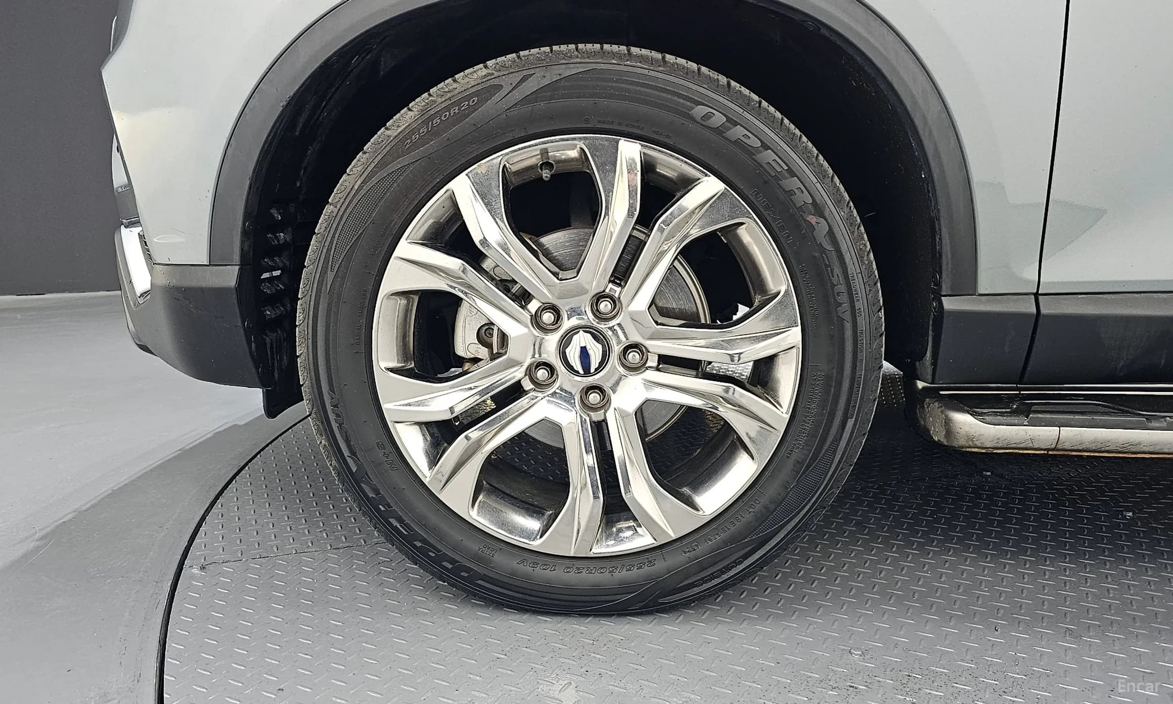 G4 Rexton