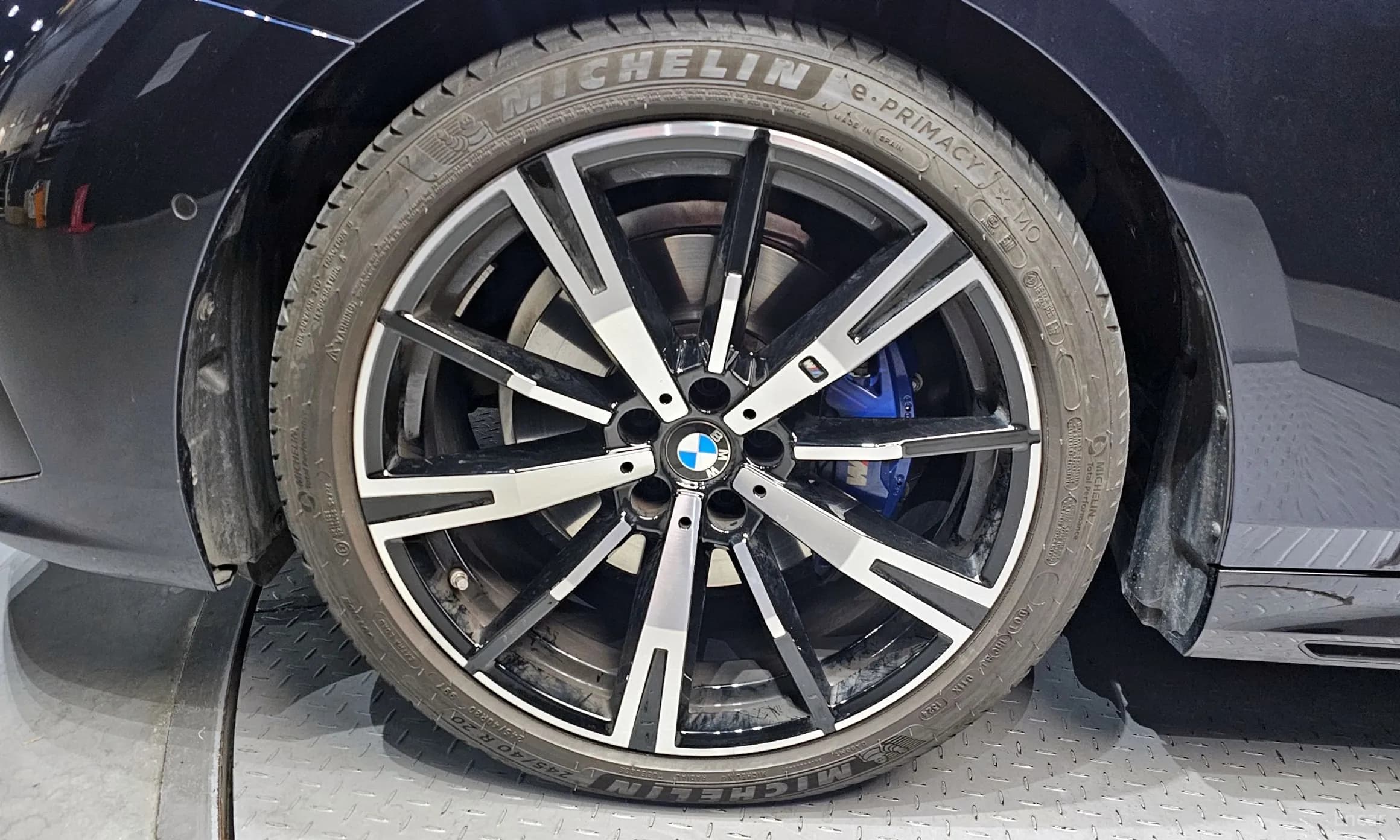 5 Series (G60)