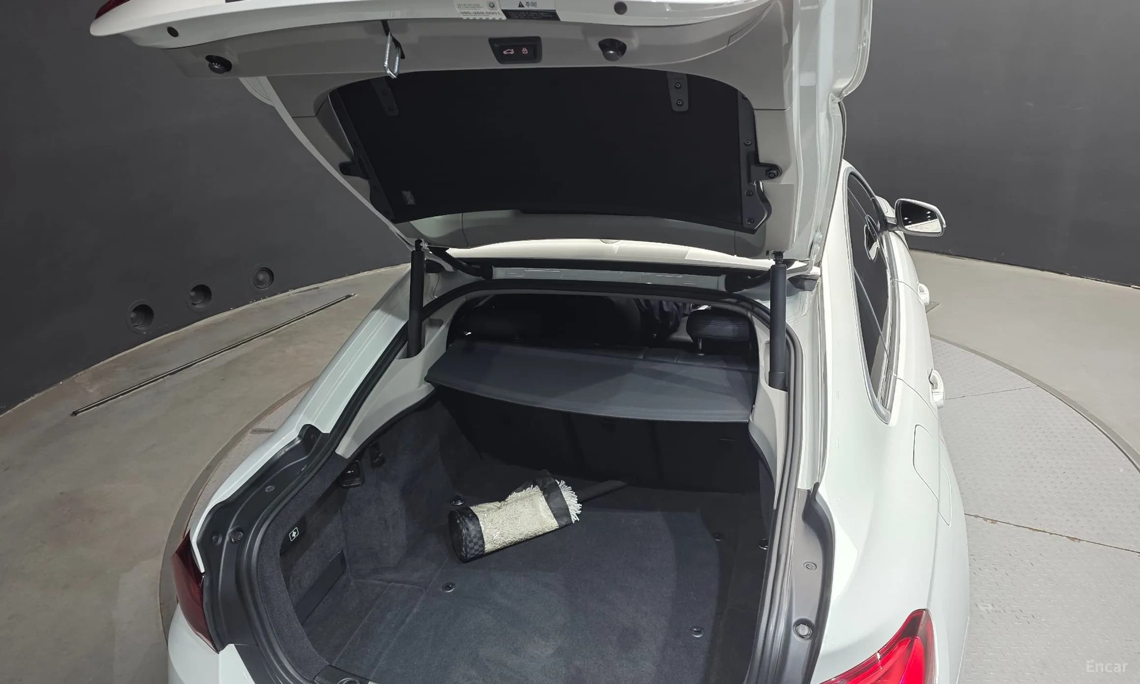 Series 4 (F32)