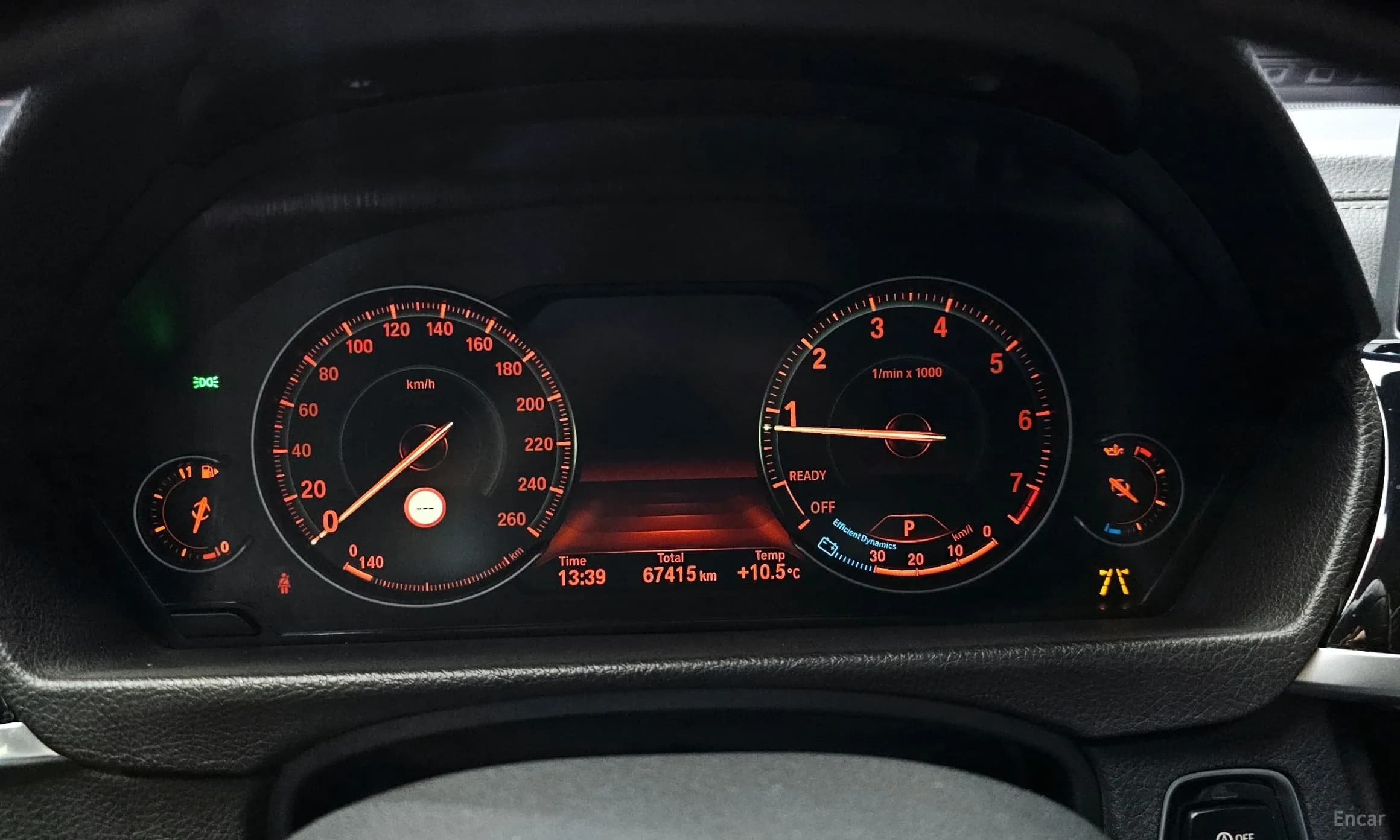 Series 4 (F32)