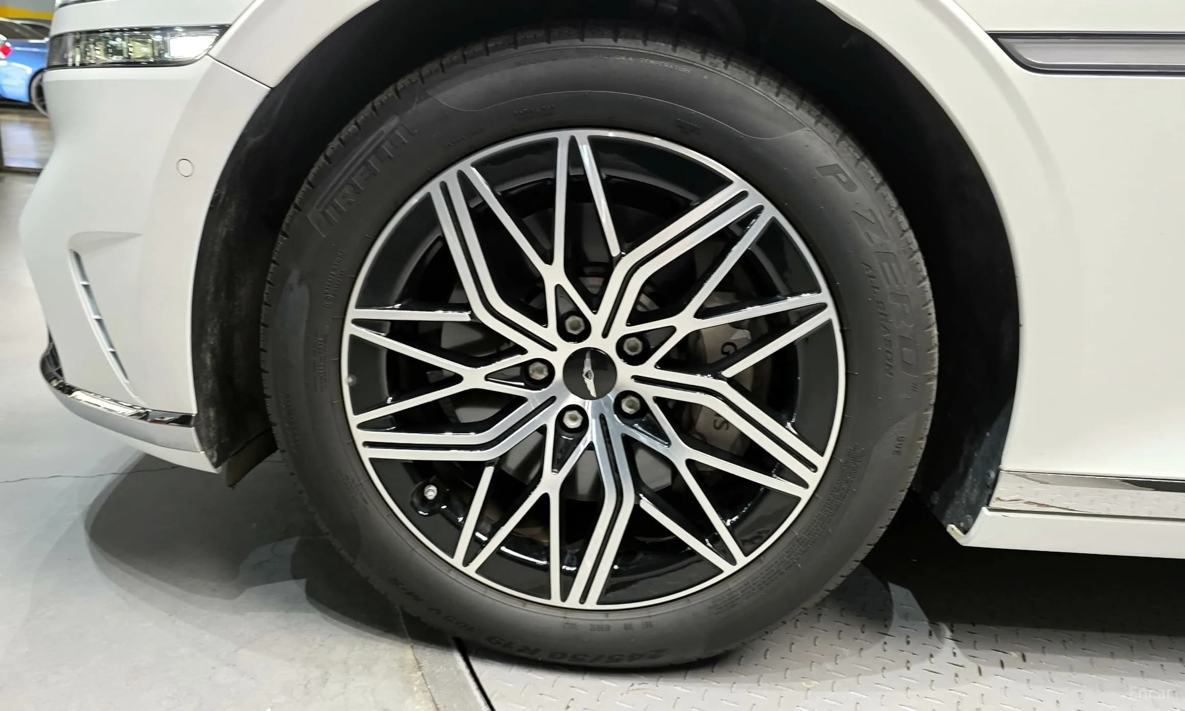 G90 (RS4)