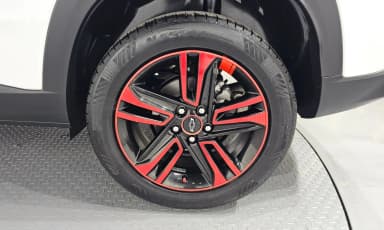 Trax Crossover