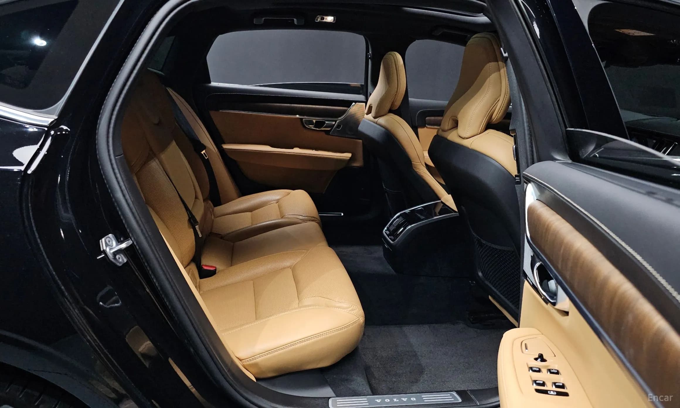 S90