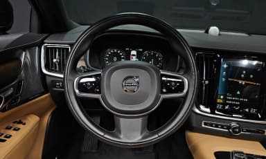 S90