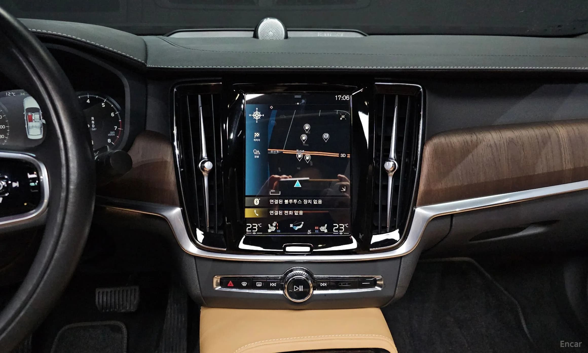 S90