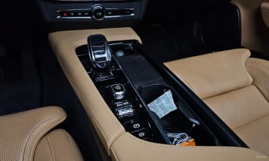 S90