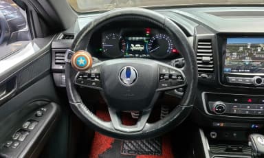 Rexton Sports Khan