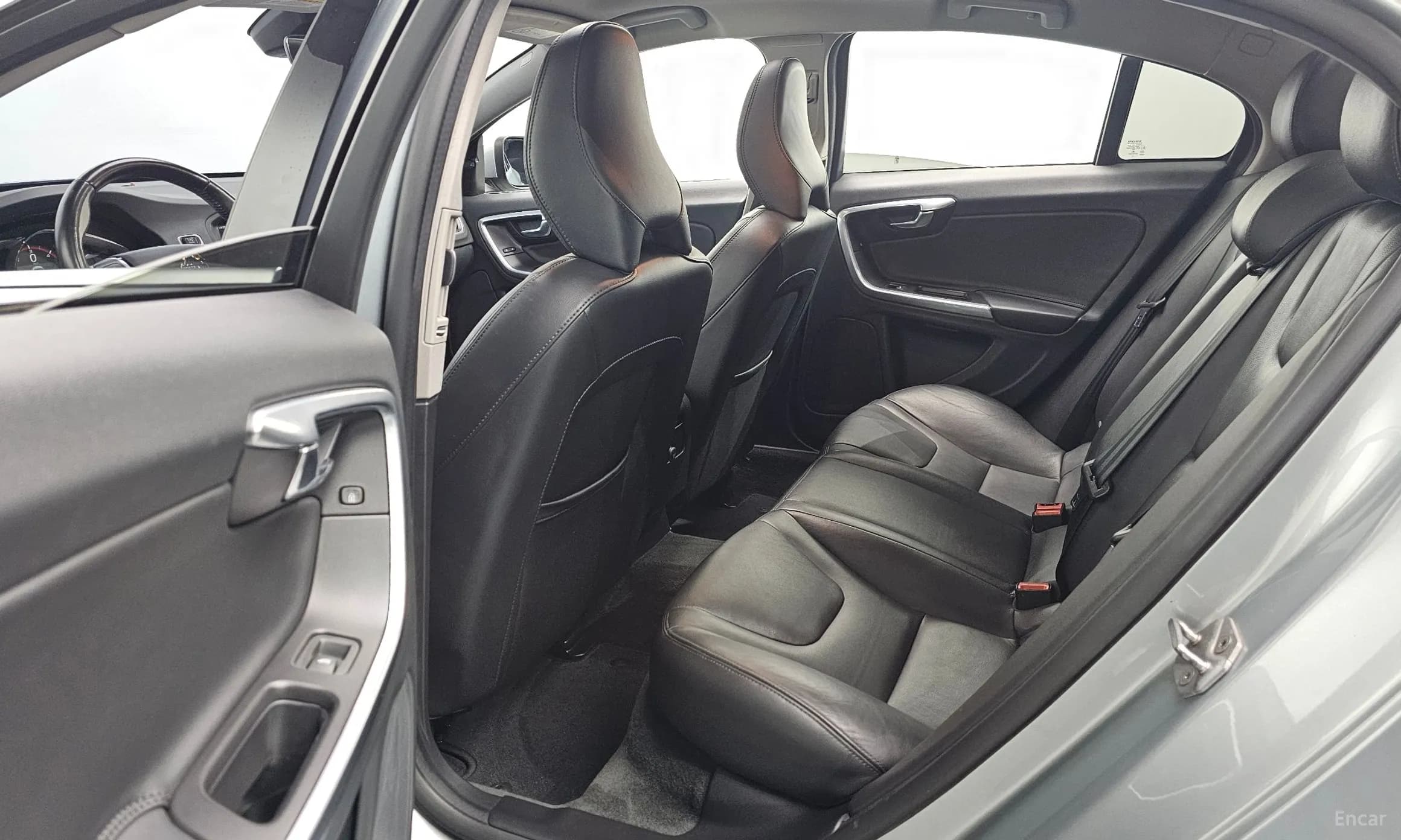 S60