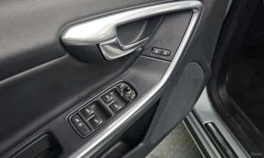 S60