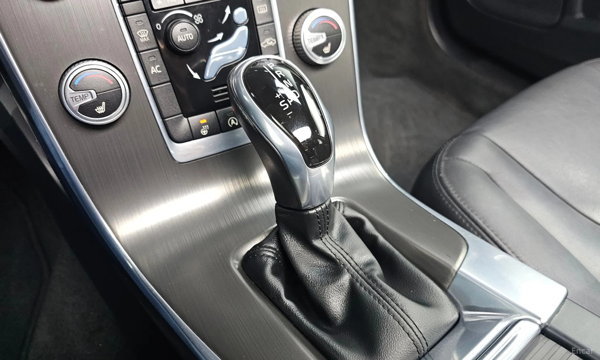 S60