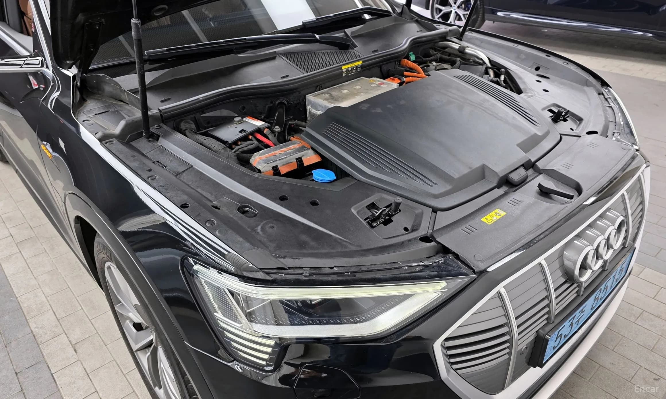 e-tron