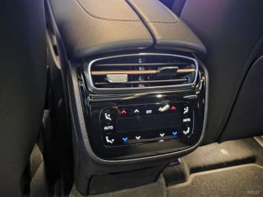 EQE SUV X294