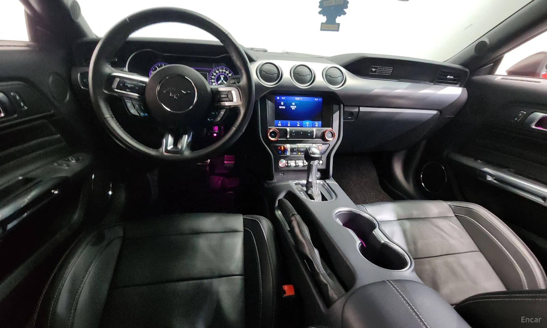 Mustang