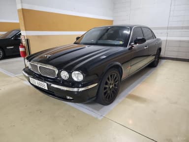 XJ-8