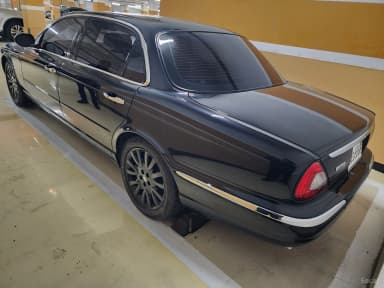 XJ-8