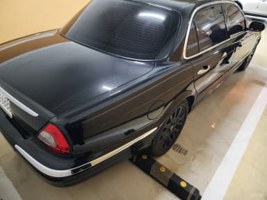 XJ-8