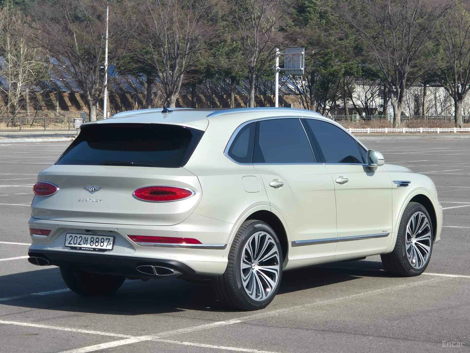 Bentayga