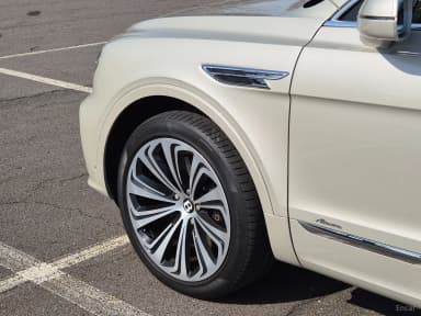 Bentayga