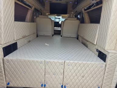 Express Van