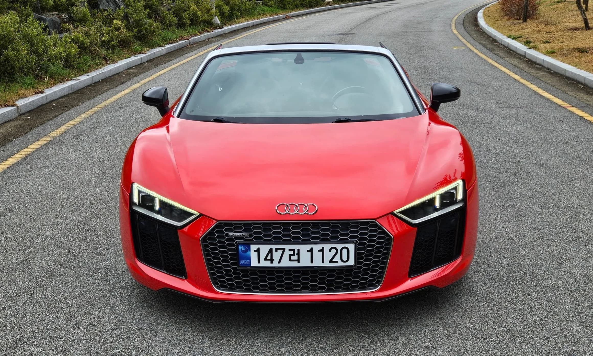 R8 (4S)