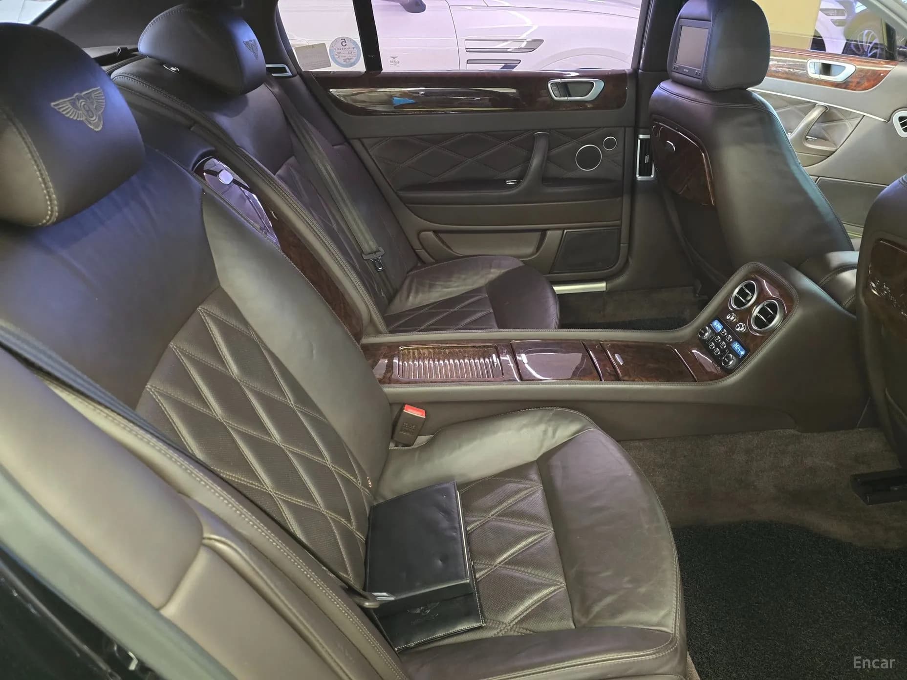 Flying Spur Gen 1