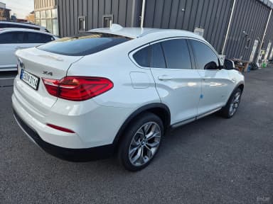 X4 (F26)