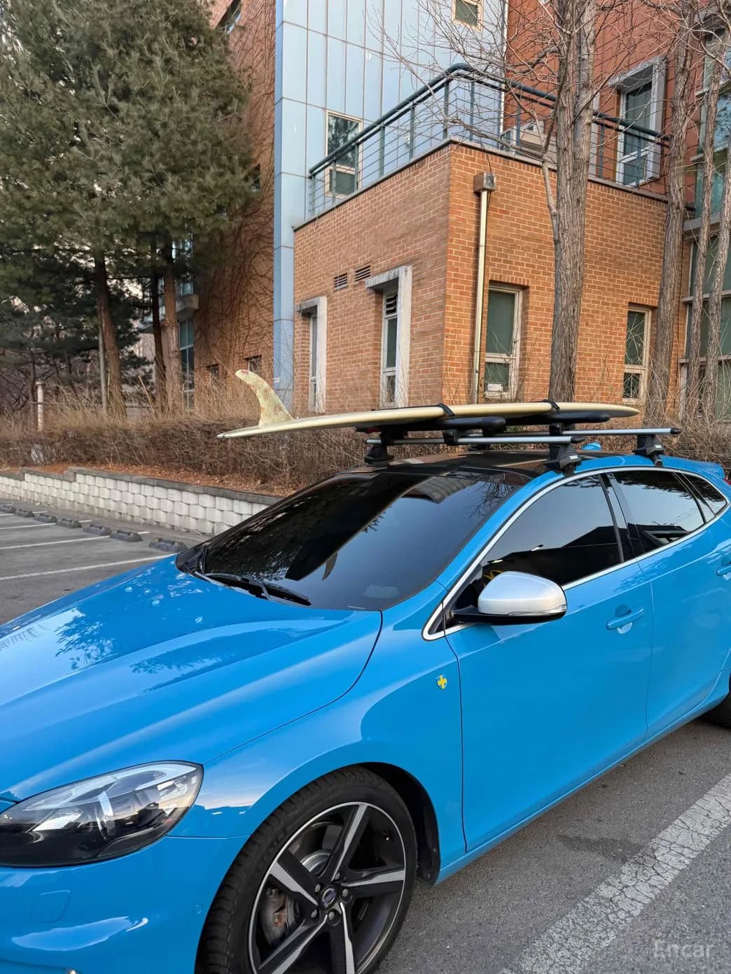V40