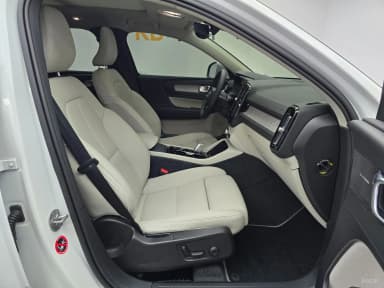 XC40