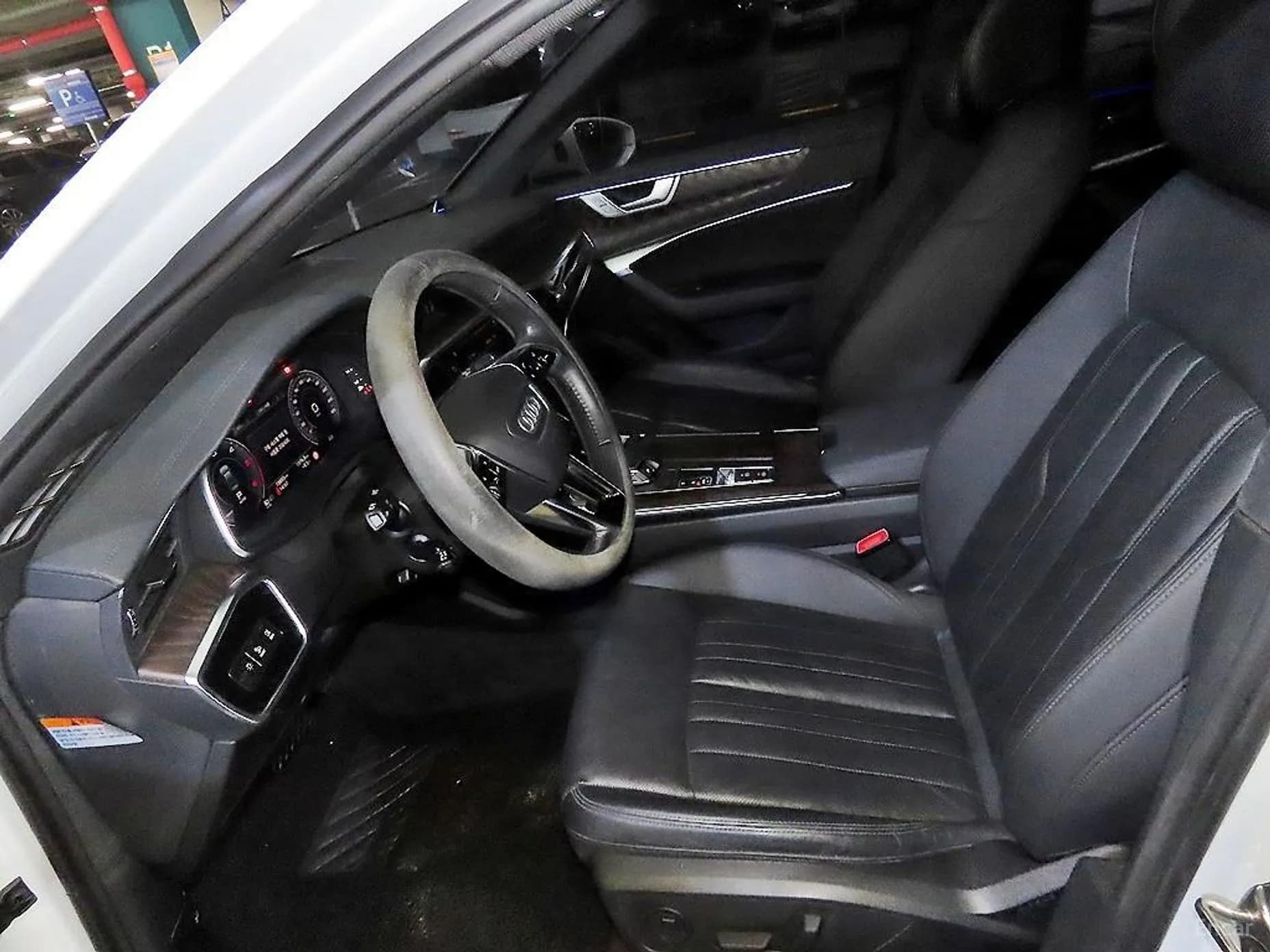 A6 (C8)