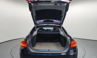 Series 4 (F32)
