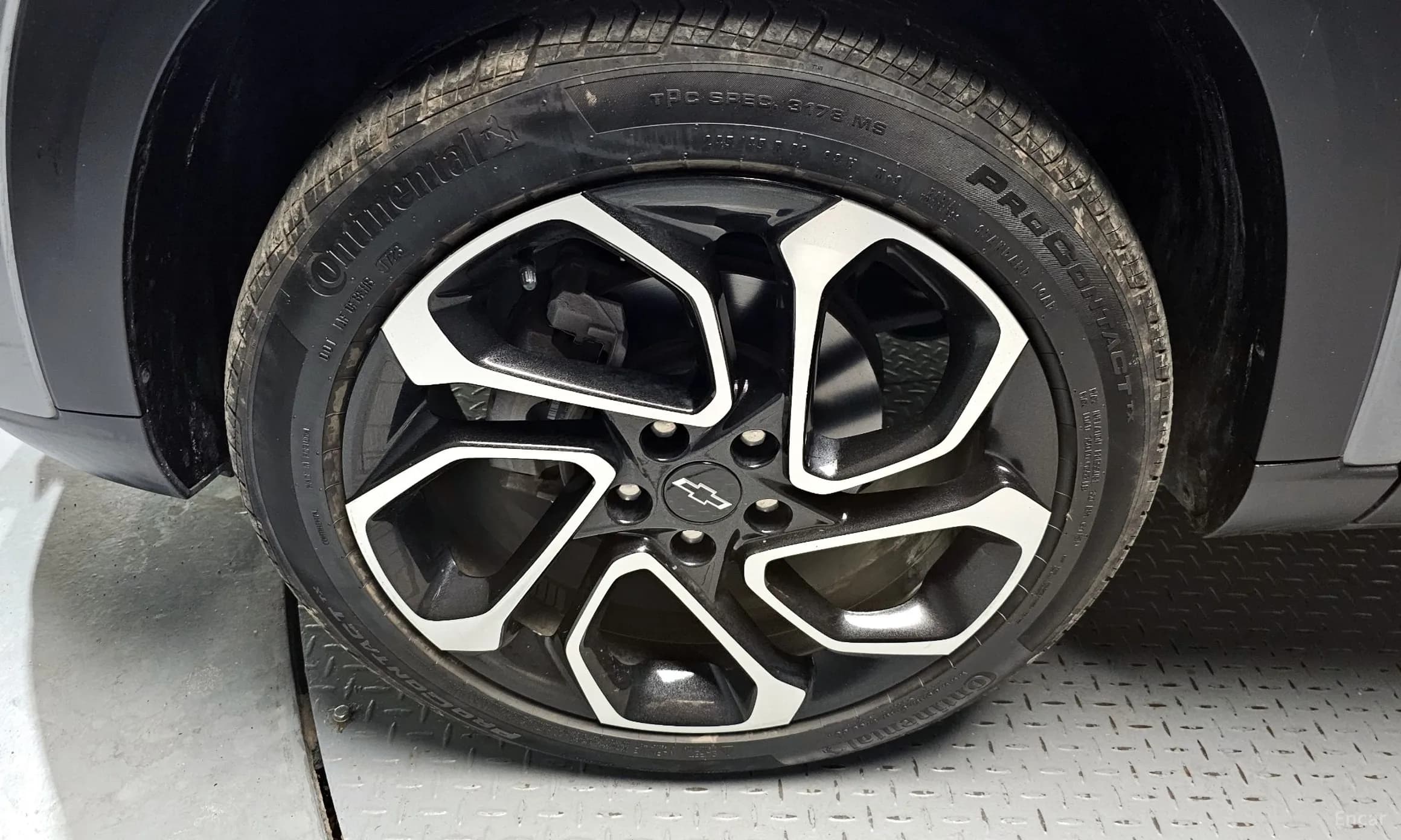 Trax Crossover